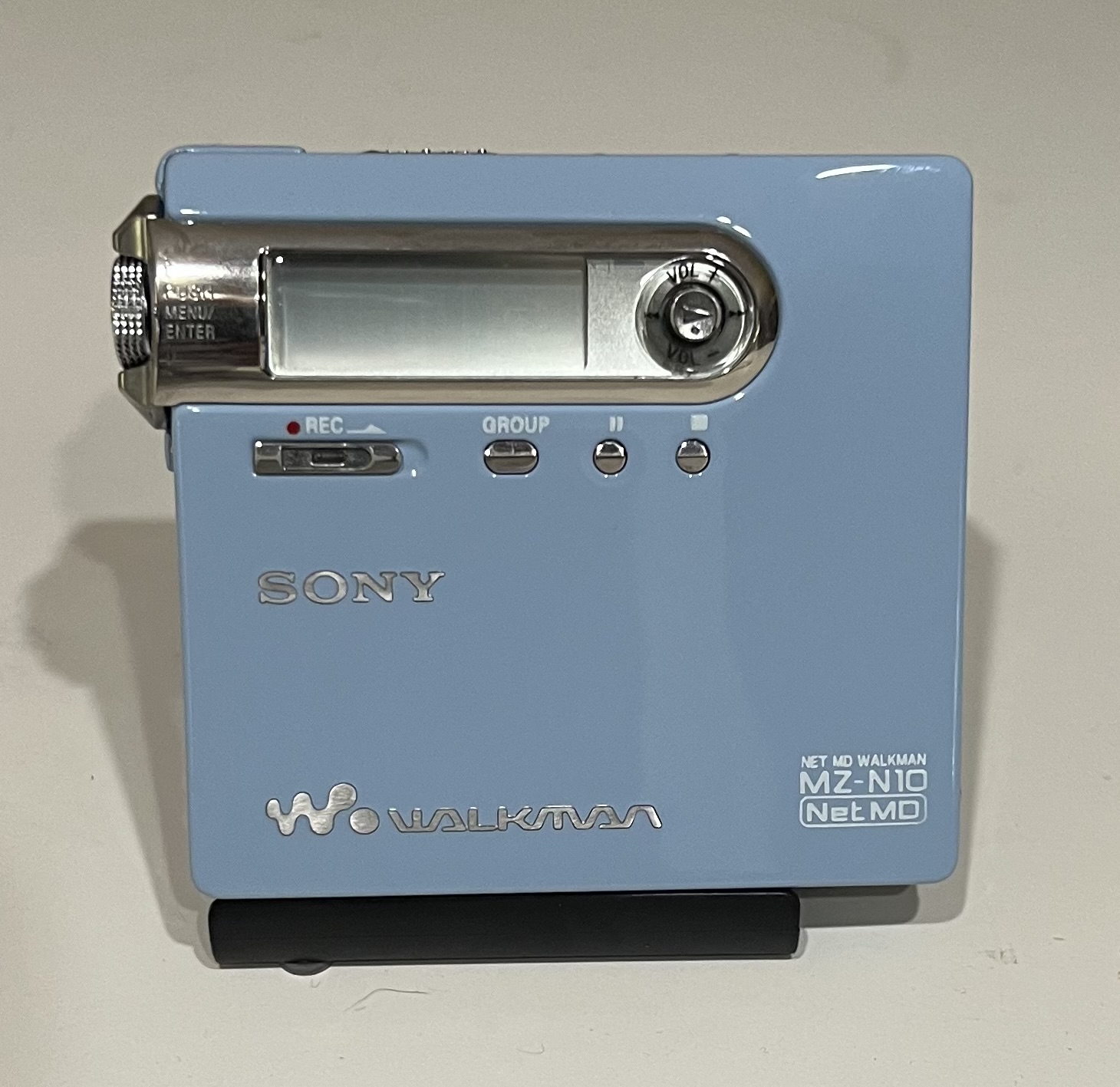 Blue Sony MZ-N10